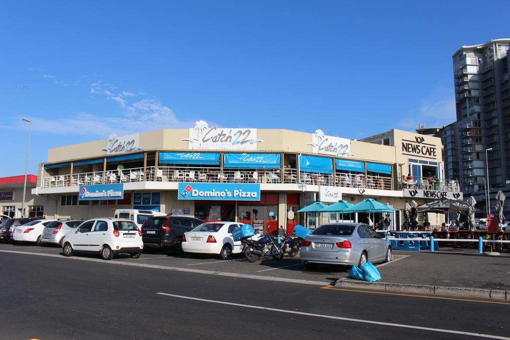 Blouberg Beachfront Apartment Bloubergstrand Rum bild